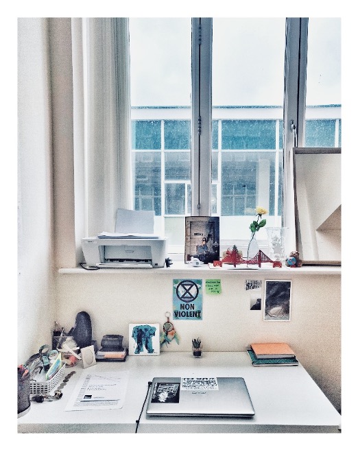 Working from home desk layout