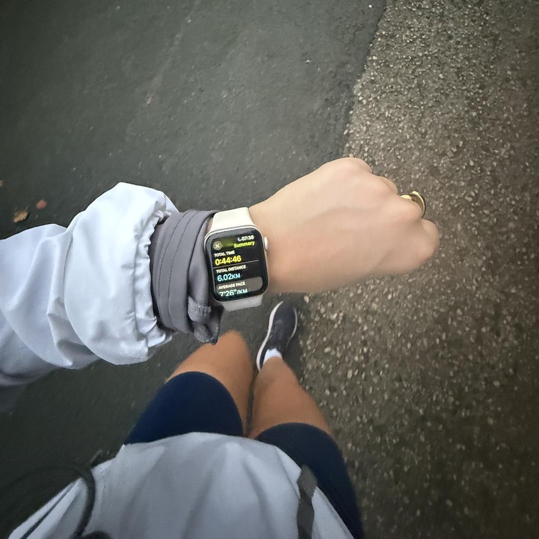Sqaure version of running watch