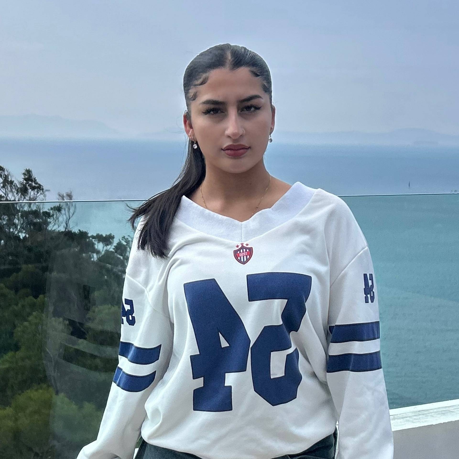 Photograph of a student named Alina Syed who did an Exchange programme in Hong Kong.